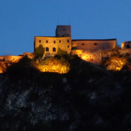 Casa Della Piazza *